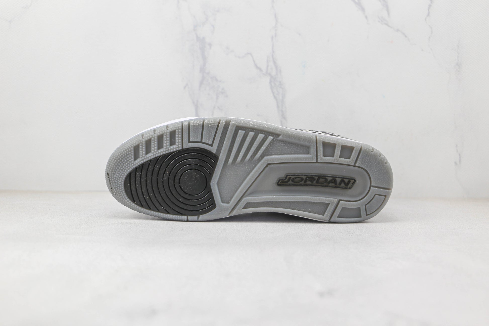 Nike Air Jordan 3 Retro "Wolf Grey"
