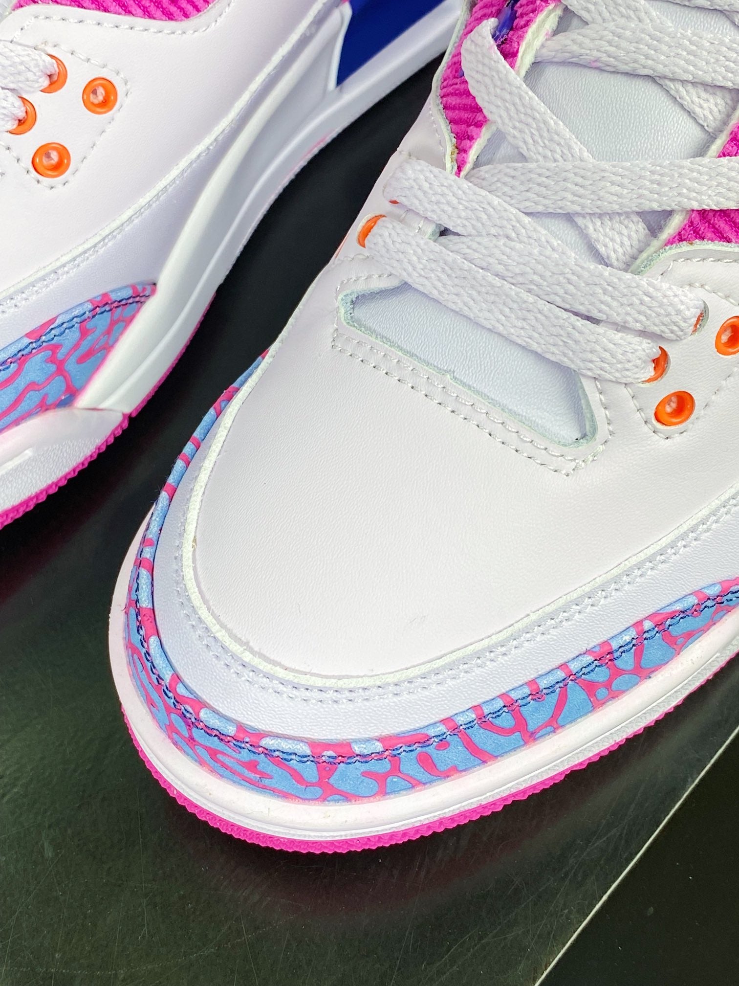 Nike GS Air Jordan 3 Retro "Barely Grape"