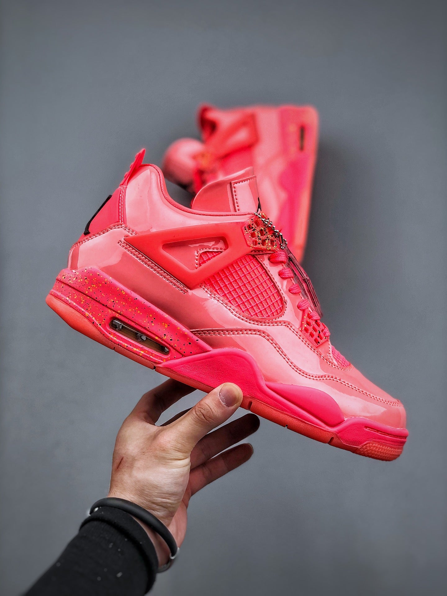 Nike WMNS Air Jordan 4 Retro "Hot Punch"
