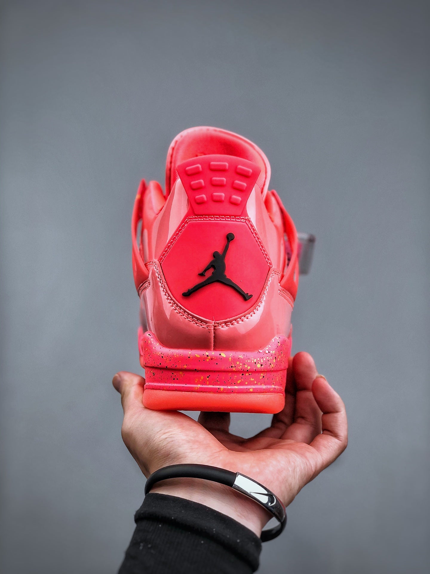 Nike WMNS Air Jordan 4 Retro "Hot Punch"