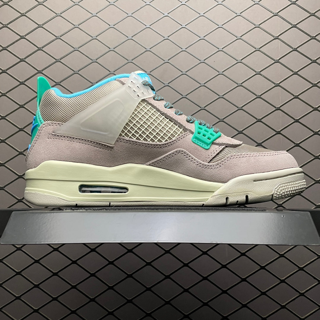 UNION × NIKE AIR JORDAN 4 SP "TAUPE HAZE"