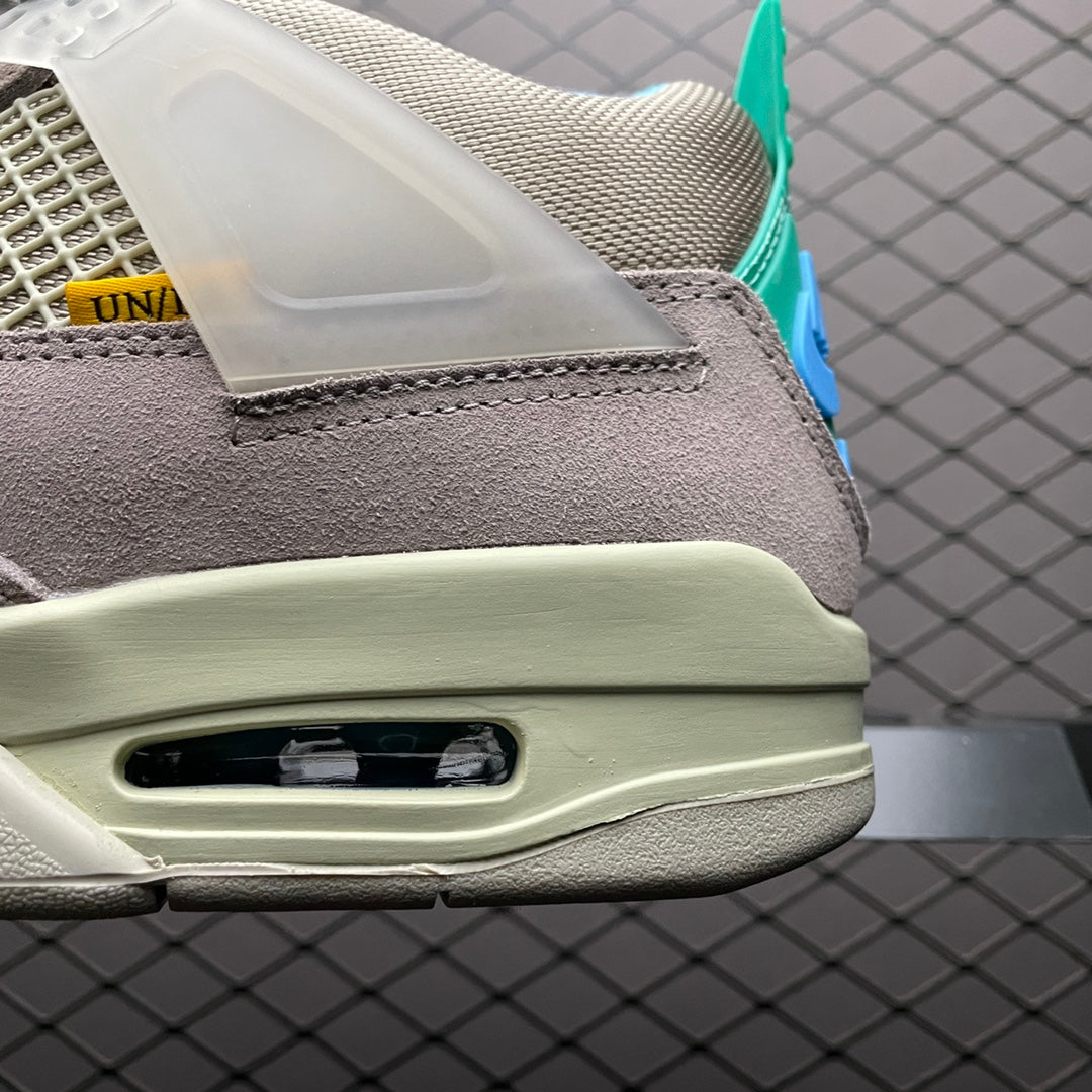 UNION × NIKE AIR JORDAN 4 SP "TAUPE HAZE"