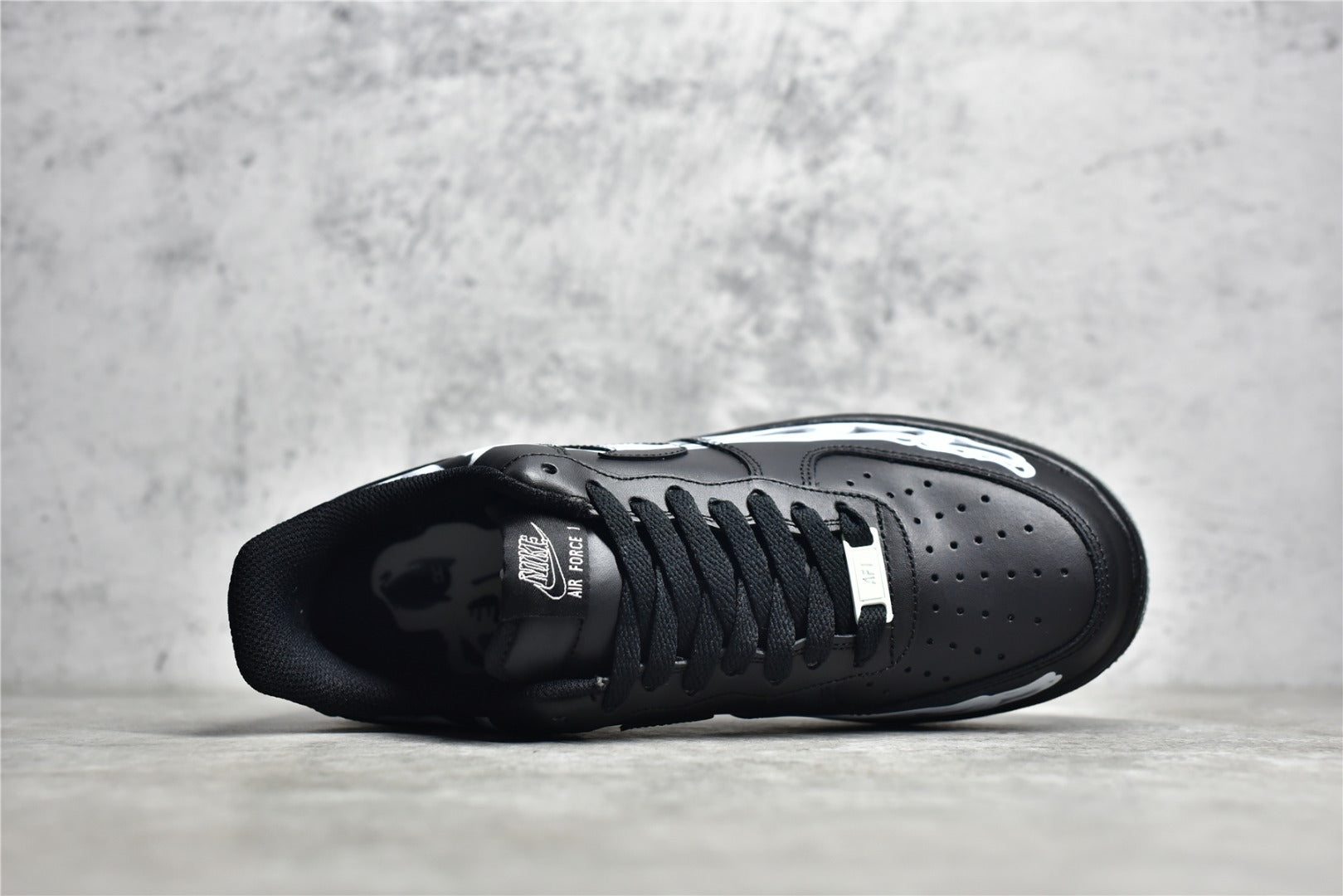 NIKE AIR FORCE 1 LOW "BLACK SKELETON"