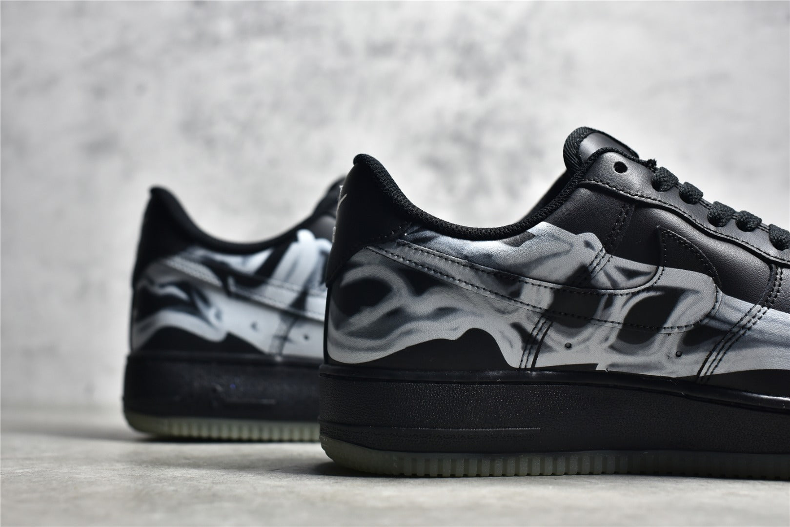 NIKE AIR FORCE 1 LOW "BLACK SKELETON"