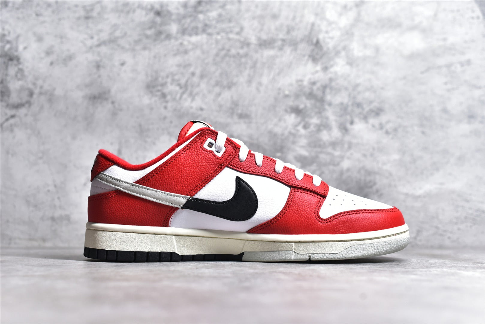 Nike Dunk Low "Chicago Split"