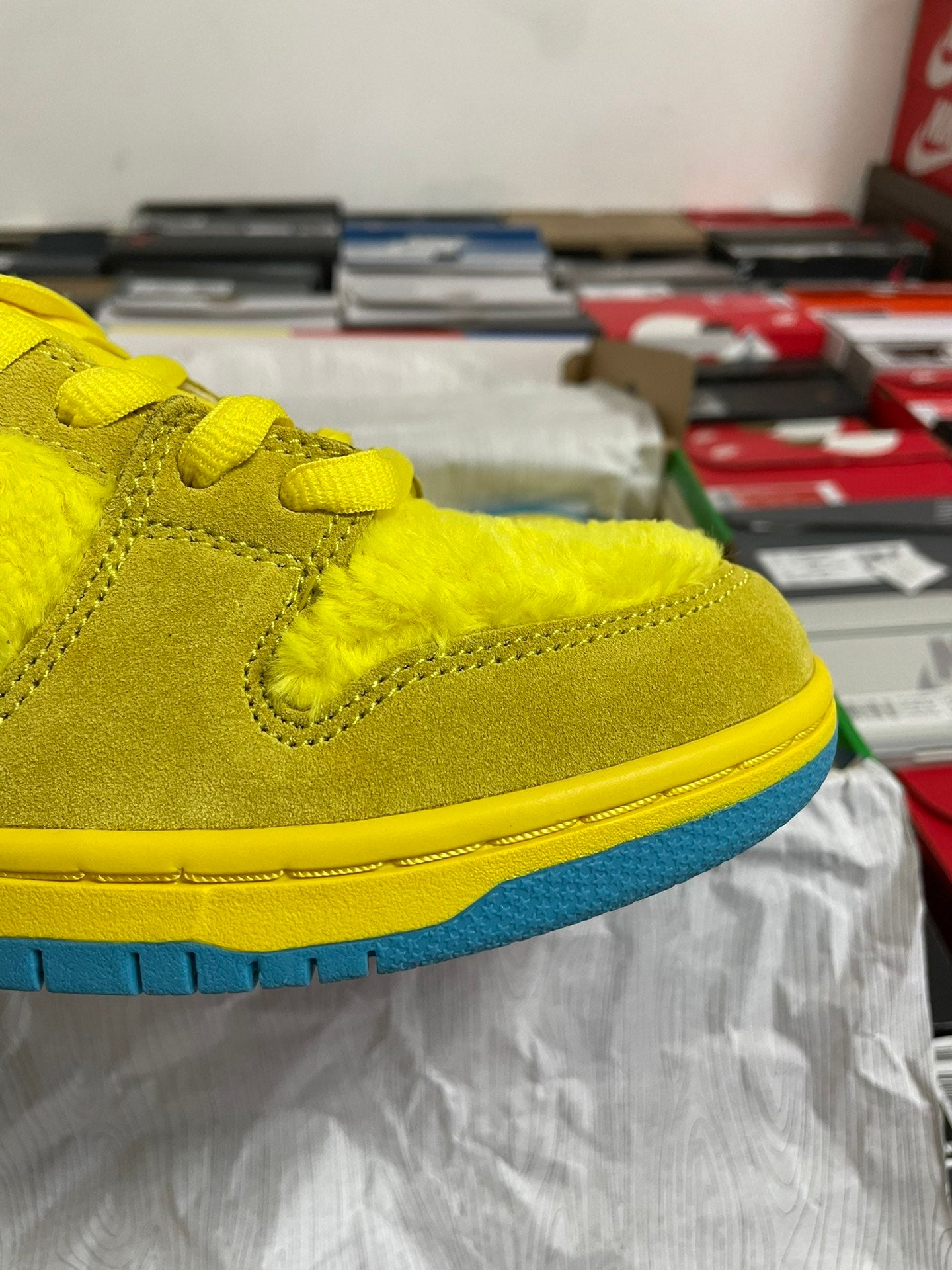 Grateful Dead × Nike SB Dunk Low "Yellow Bear"