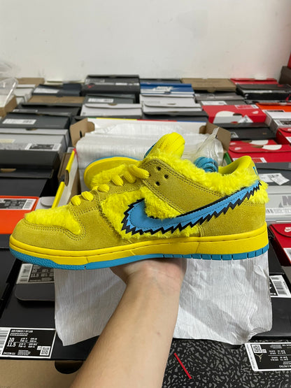 Grateful Dead × Nike SB Dunk Low "Yellow Bear"