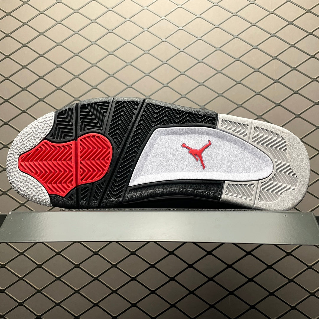 Nike Air Jordan 4 Retro "Red Cement"