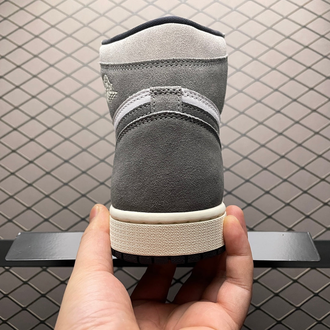 Nike Air Jordan 1 Retro High OG "Black and Smoke Grey"