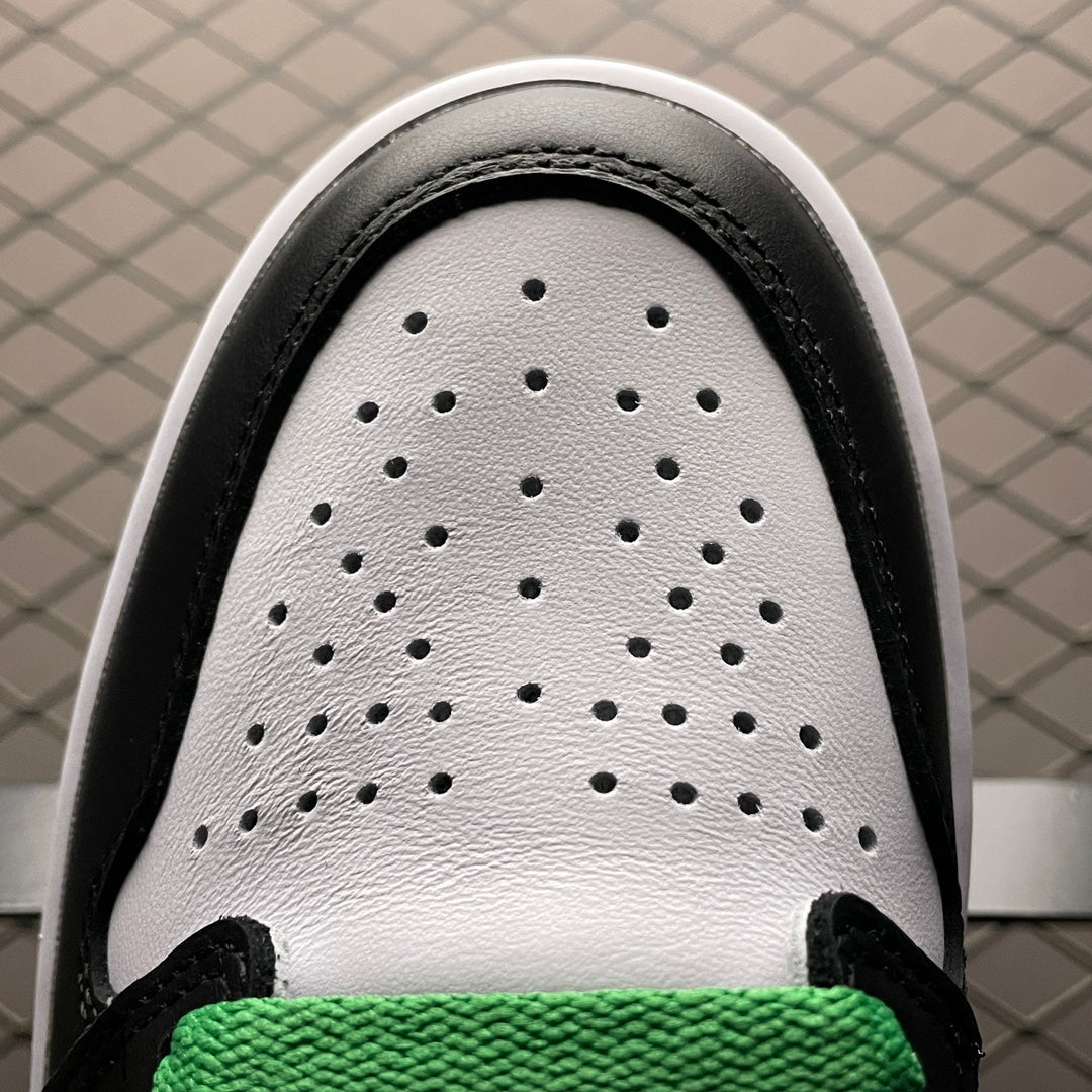 Nike Air Jordan 1 Retro High OG "Celtics/Black and Lucky Green" (2023)