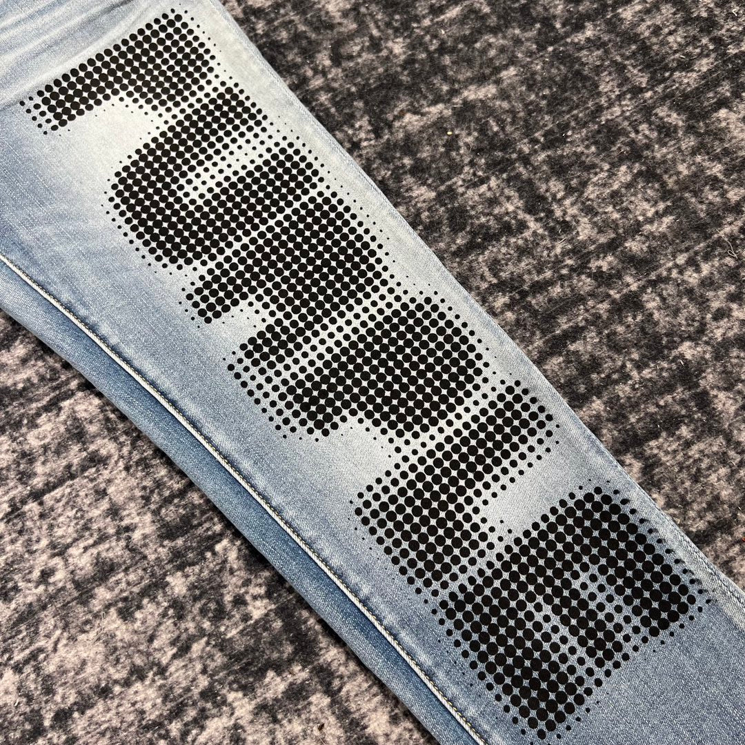 PURPLE BRAND Halftone Wordmark Jeans 'Light Indigo'