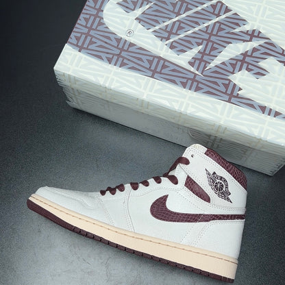 【LJR】A Ma Maniere × Nike Air Jordan 1 RETRO High OG "Sail and Burgundy" LJR