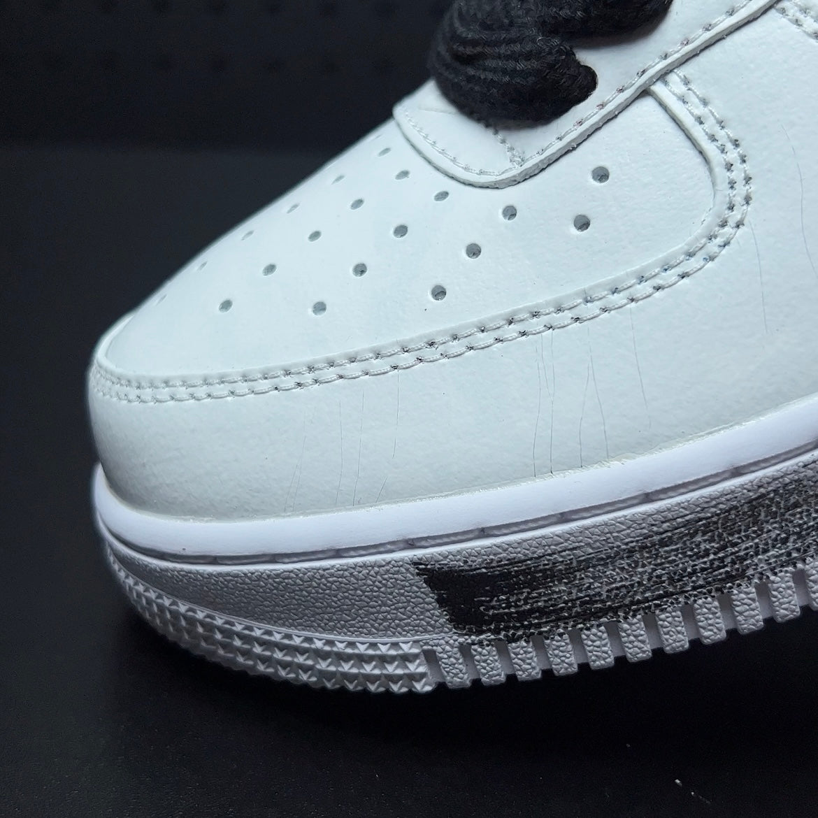 PEACEMINUSONE × Nike Air Force 1 Low "Para-noise/White/Black"