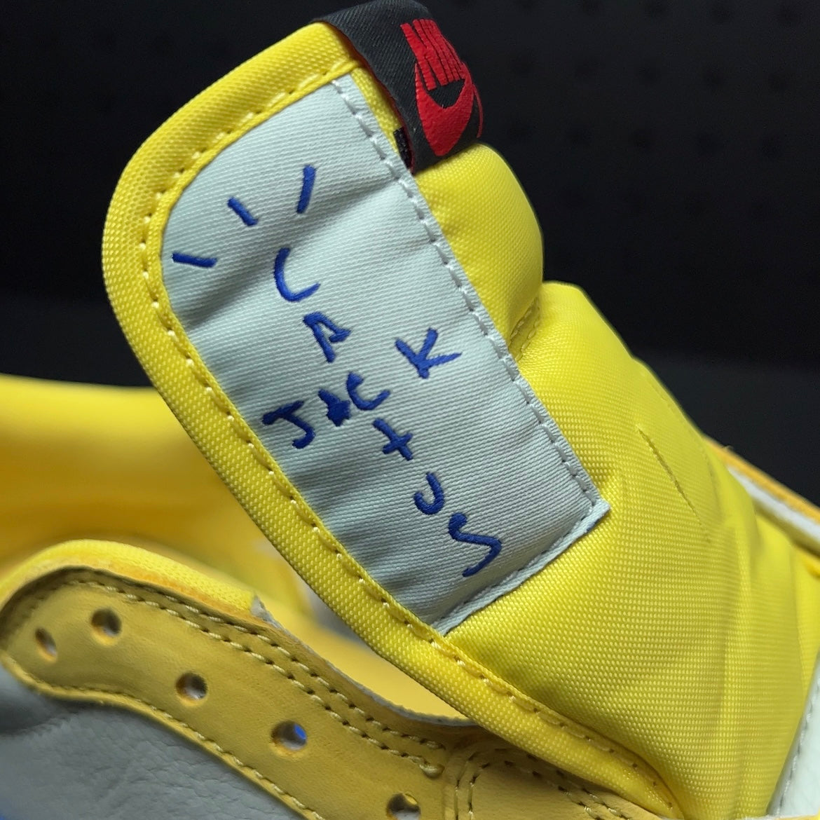 Travis Scott × Nike WMNS Air Jordan 1 Low OG "Canary"