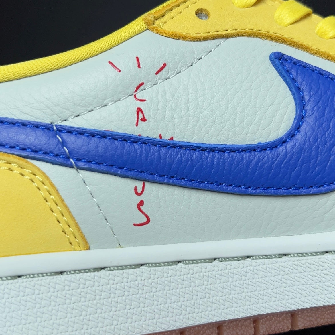 Travis Scott × Nike WMNS Air Jordan 1 Low OG "Canary"