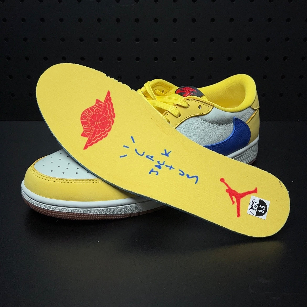 Travis Scott × Nike WMNS Air Jordan 1 Low OG "Canary"