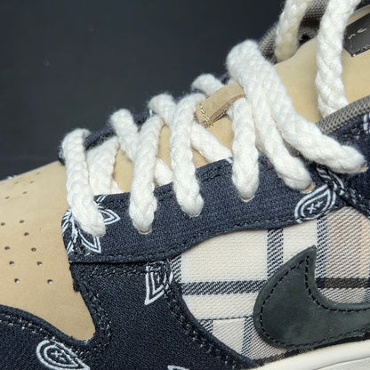 Travis Scott × Nike SB Dunk Low
