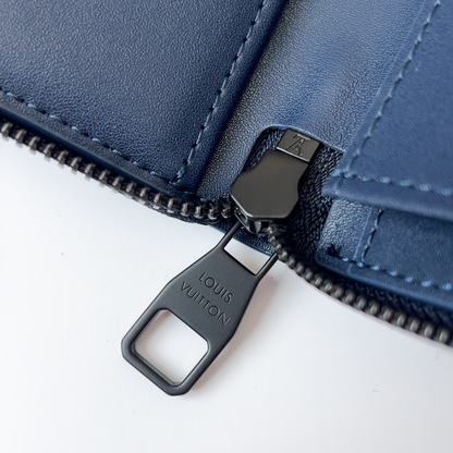 Louis Vuitton  Zippy Wallet Vertical