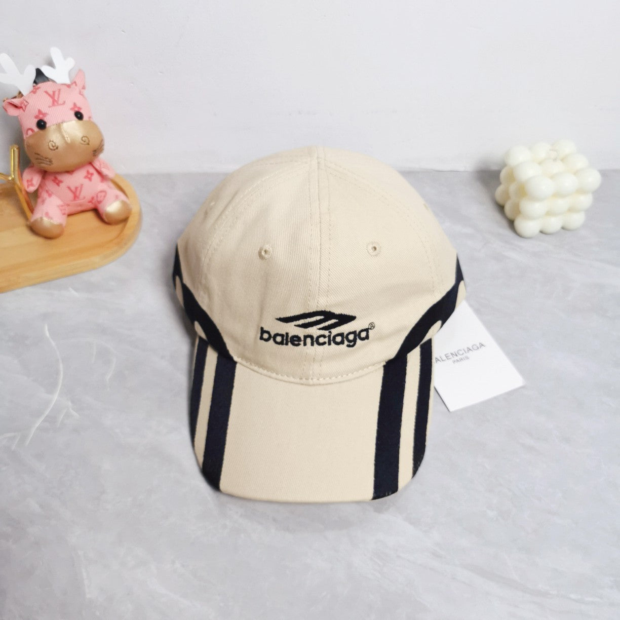 Balenciaga baseball cap