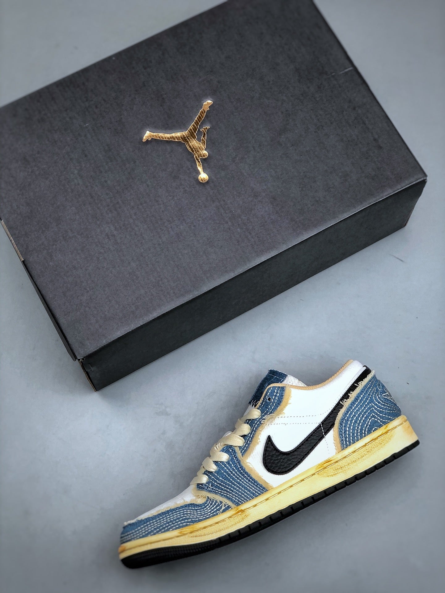 Nike Air Jordan 1 Low SE "World Make Japan"