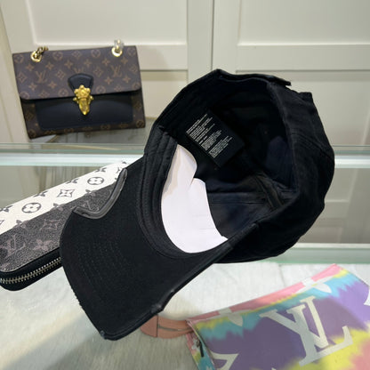 BALENCIAGA embroidered baseball cap