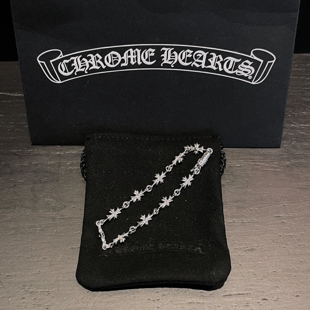 CHROME HEARTS Eight Flowers Cross Hand