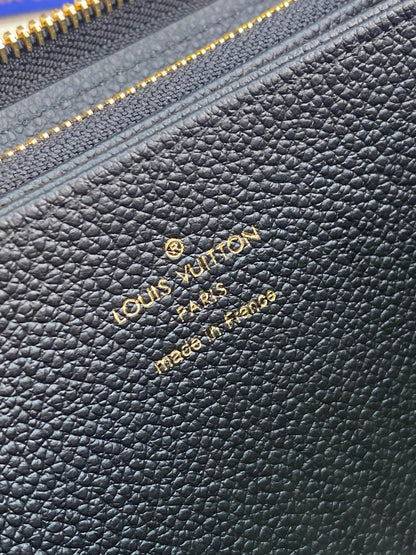 Louis Vuitton Zippy Wallet