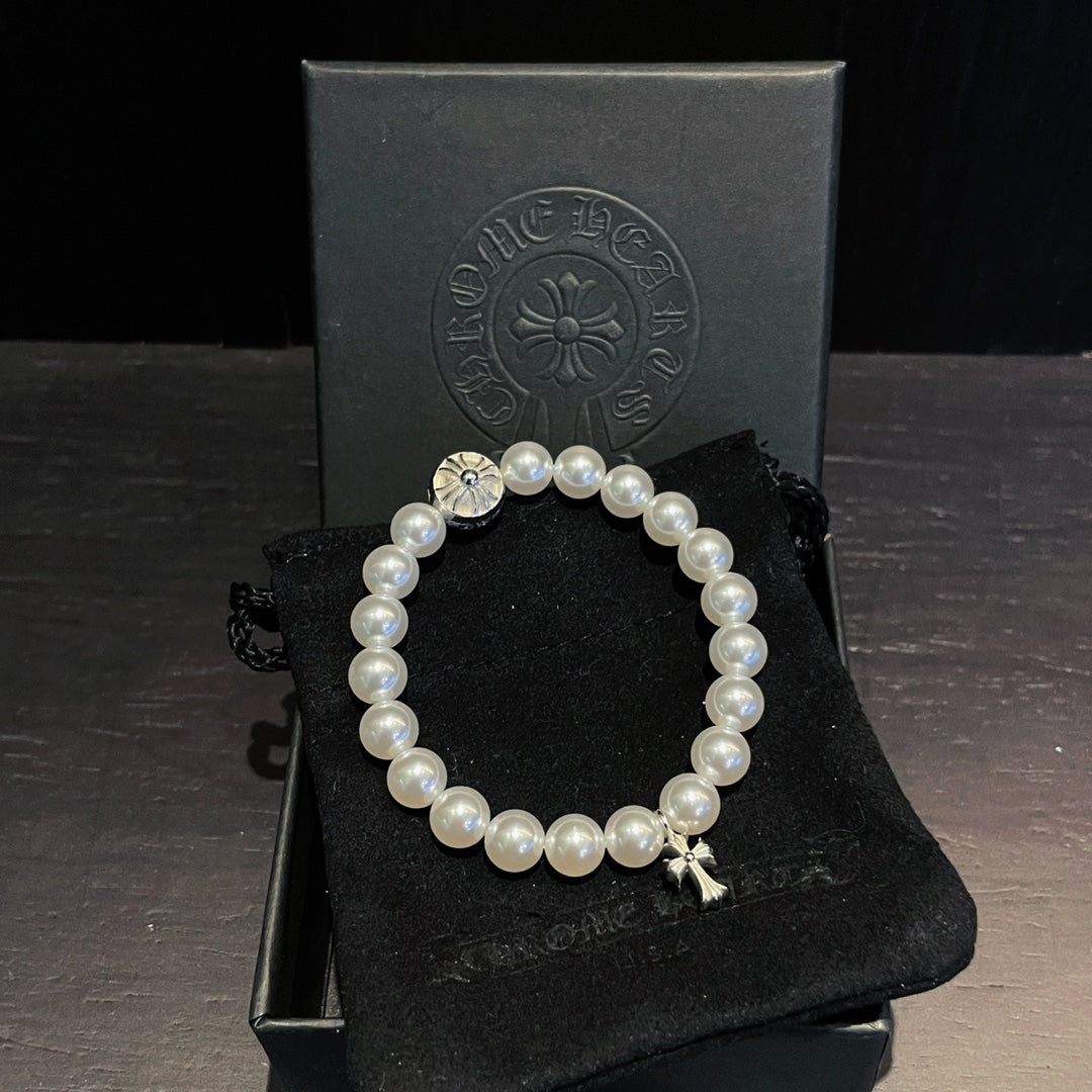 𝐂𝐡𝐫𝐨𝐦𝐞 𝐡𝐞𝐚𝐫𝐭𝐬 Pearl Cross Bracelet