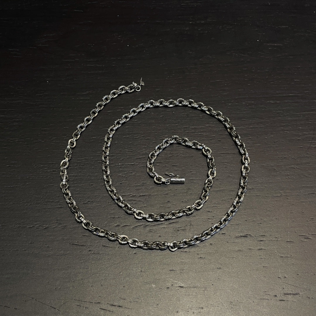 𝐂𝐡𝐫𝐨𝐦𝐞 𝐡𝐞𝐚𝐫𝐭𝐬 stone inlaid letter necklace