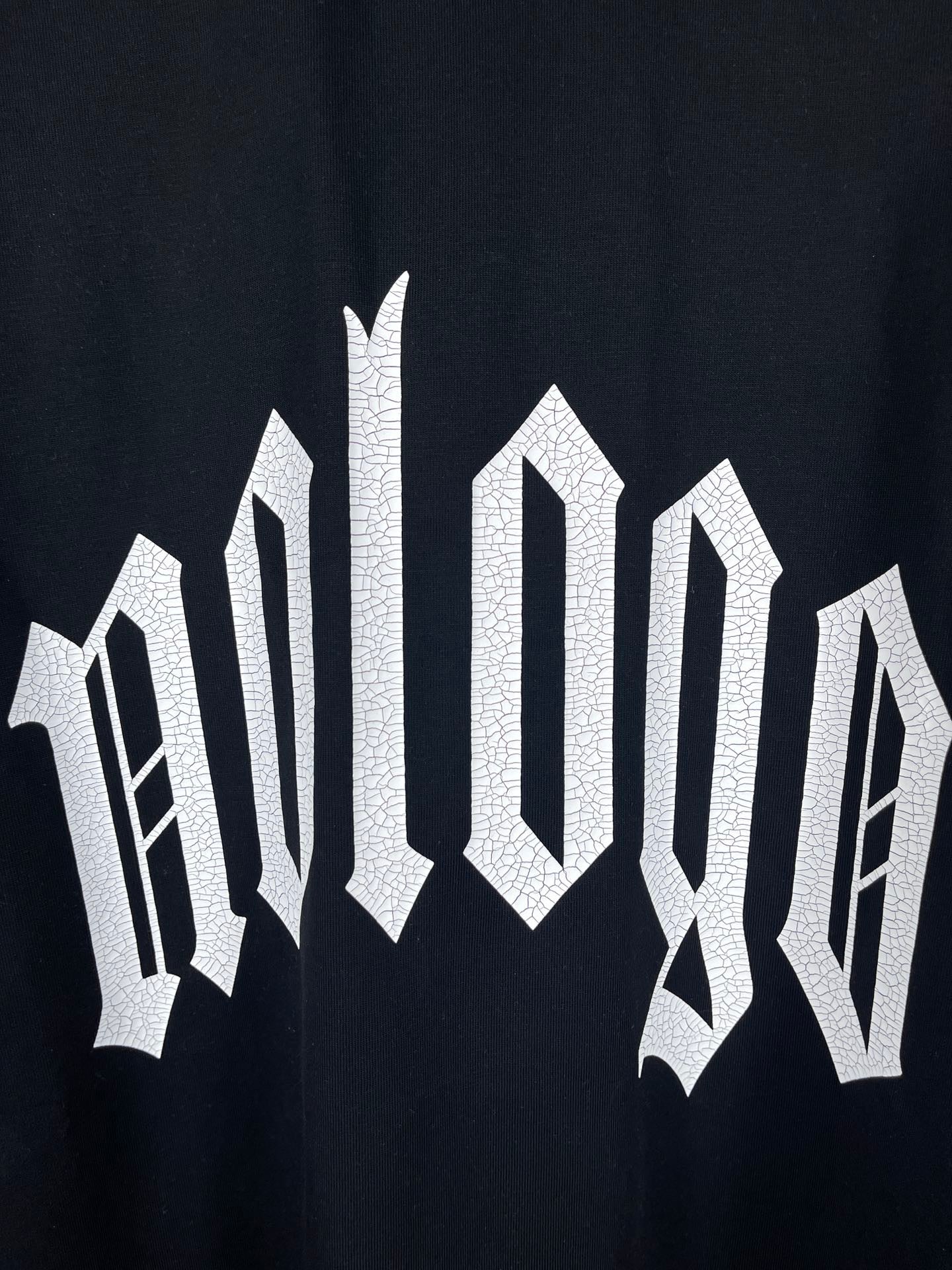 Balenciaga cracked print T-shirt