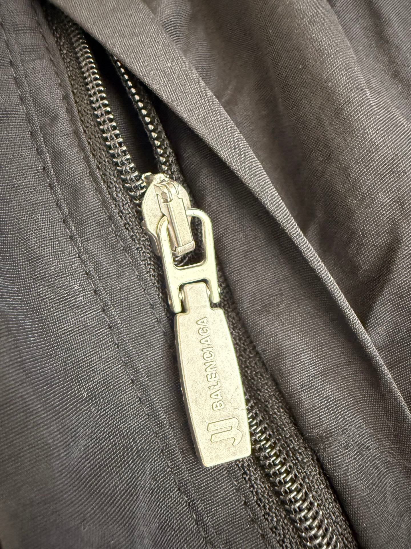 Balenciaga 3B Sports Icon Tracksuit Shorts Black/White Logo