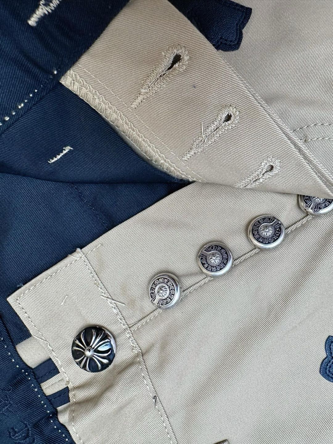 CHROME HEARTS CHINOS CEM CRS PTCH CROSS-PATCH LEATHER-TWILL PANTS