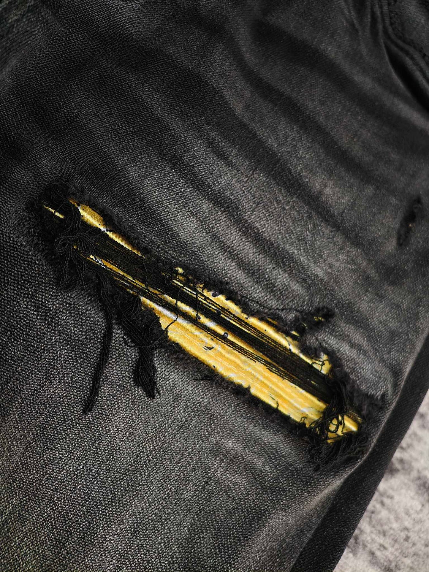 AMIRI MX1 Jeans