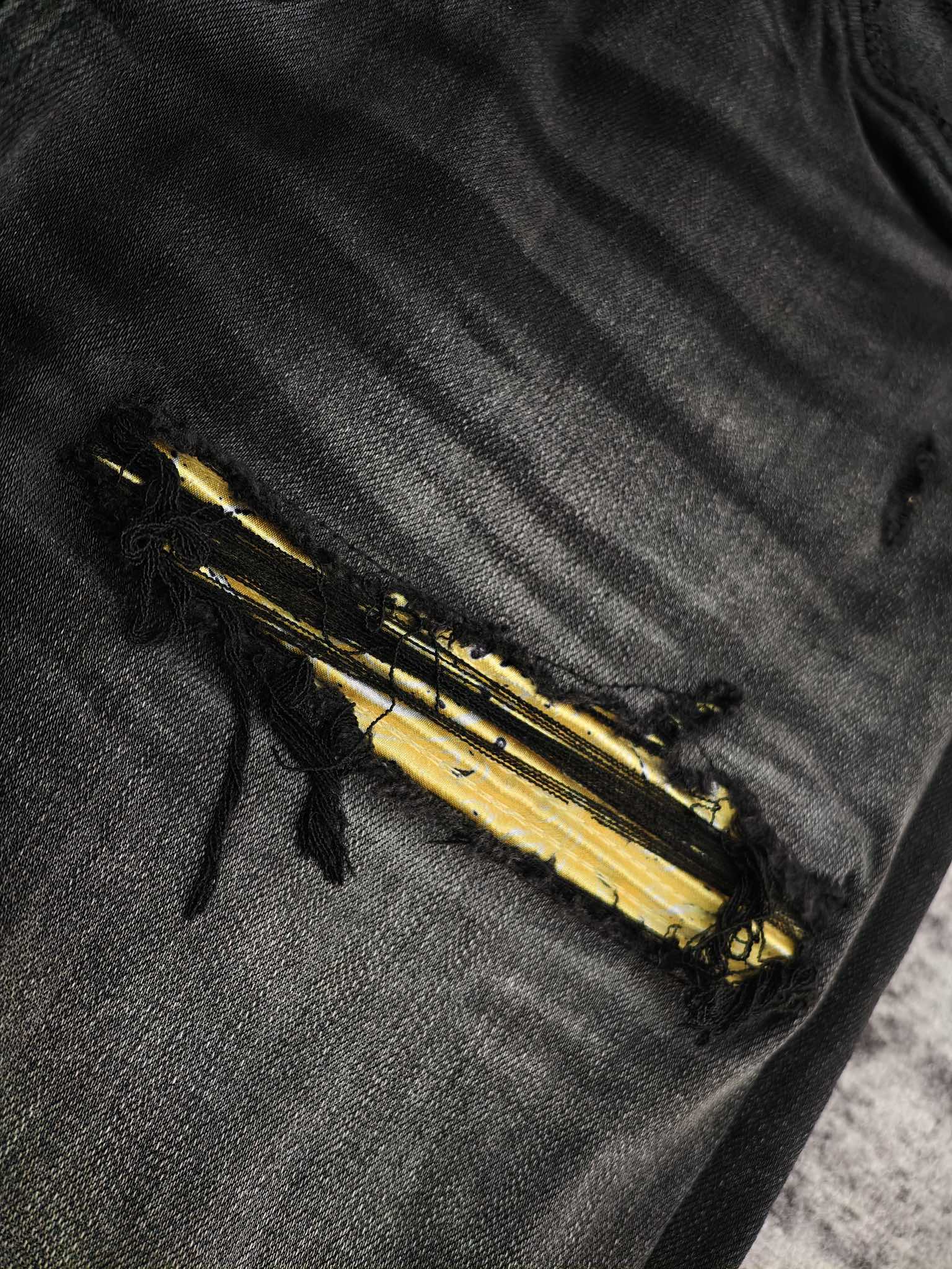 AMIRI MX1 Jeans