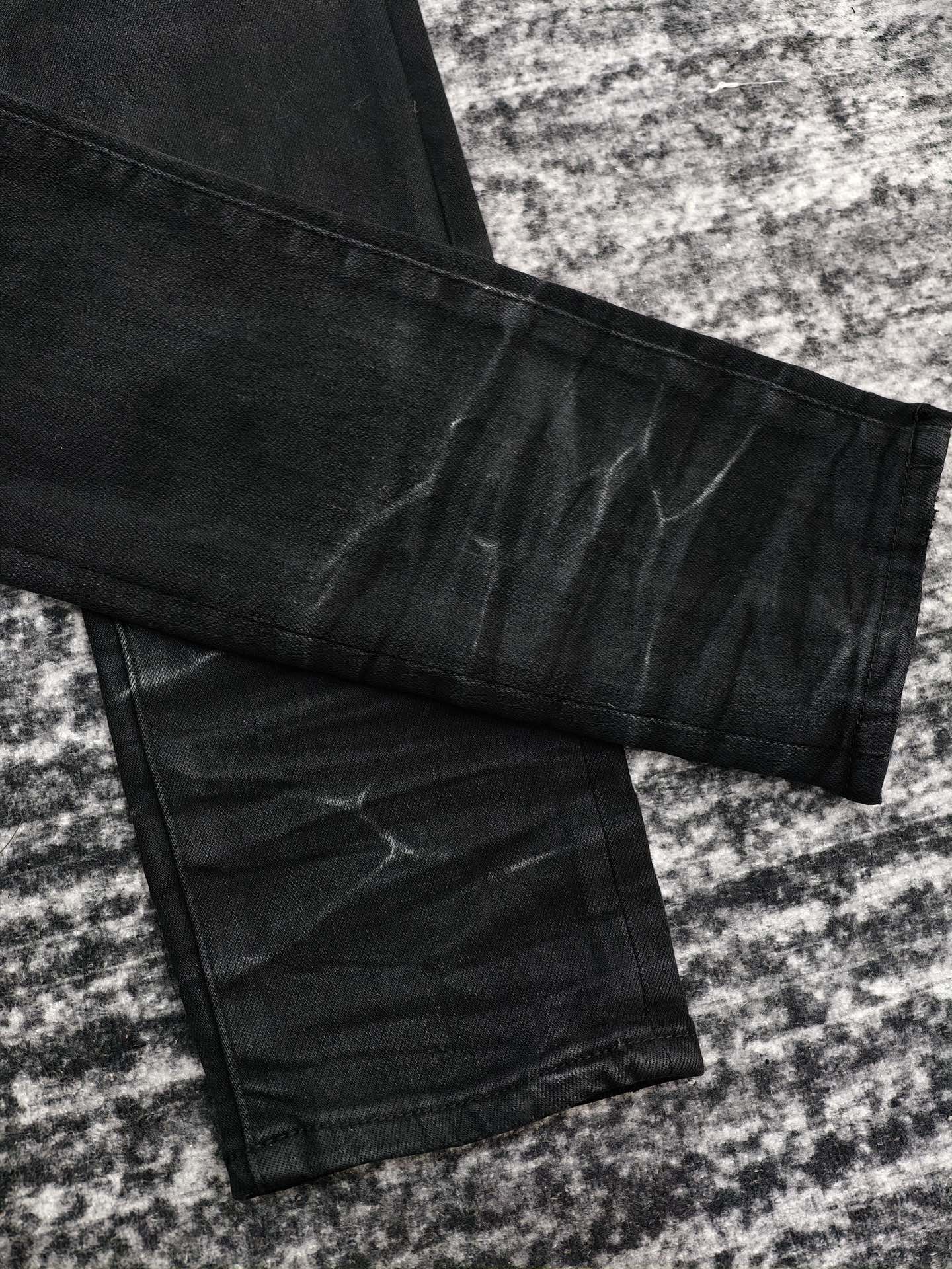 AMIRI MX1 Jeans