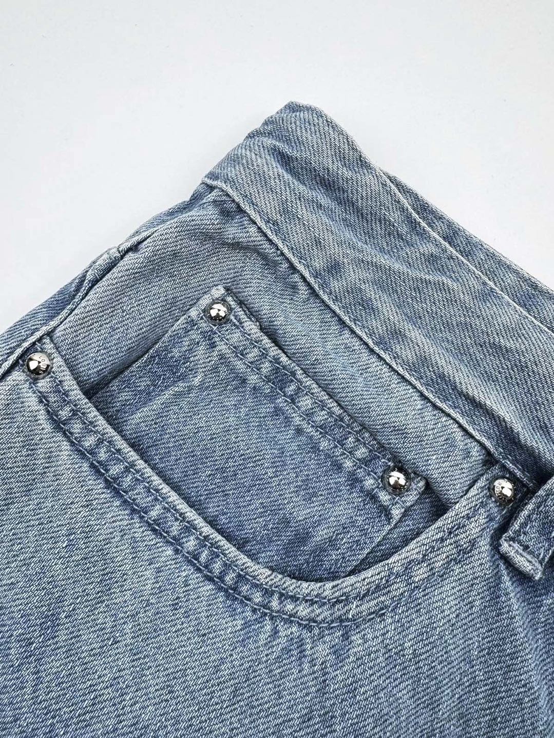 Louis Vuitton skateboard jeans
