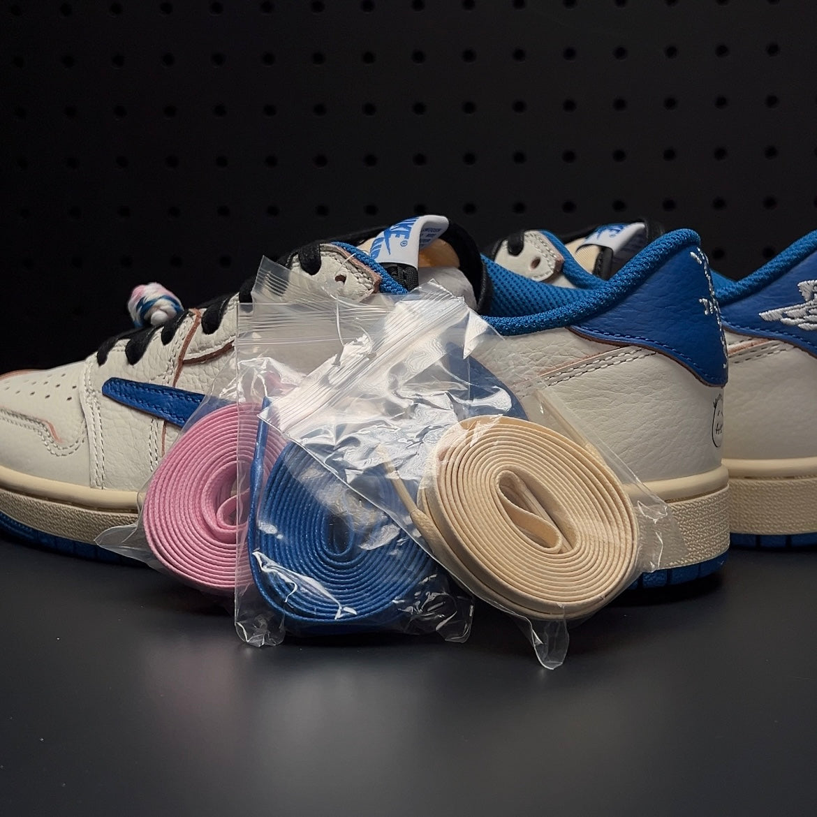 【LJR】Travis Scott × Fragment × Nike Air Jordan 1 Low OG "Sail/Military Blue" LJR