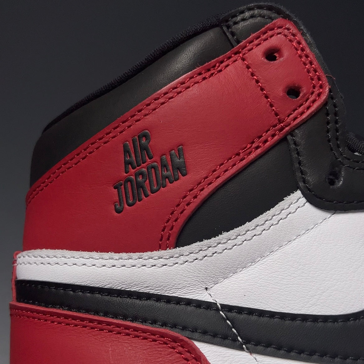 【LJR】Nike Air Jordan 1 Retro High OG "Black Toe Reimagined"