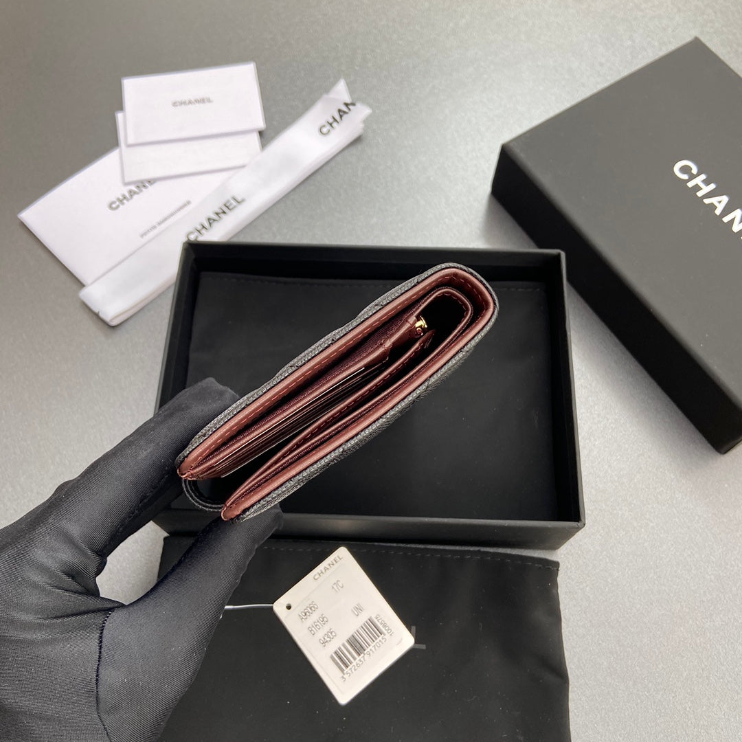 Chanel classic bi-fold wallet (can fit a passport)