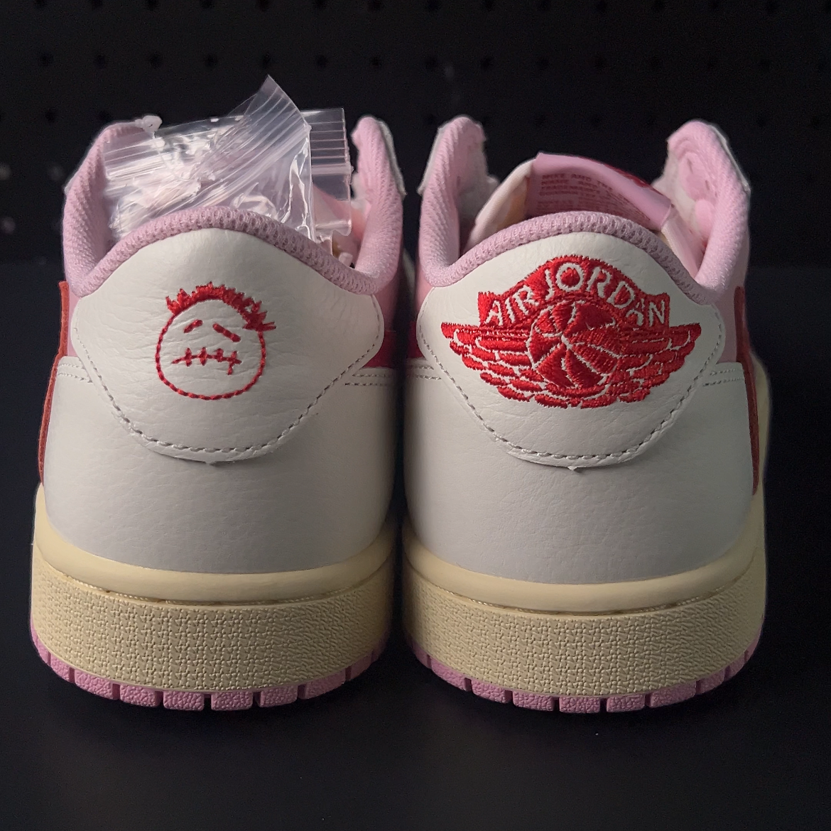 【LJR】Travis Scott × Nike Air Jordan 1 Low OG "Sail/Tropical Pink"