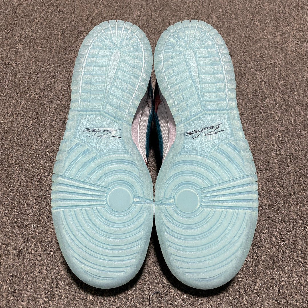 Futura × Nike SB Dunk Low "White and Geode Teal