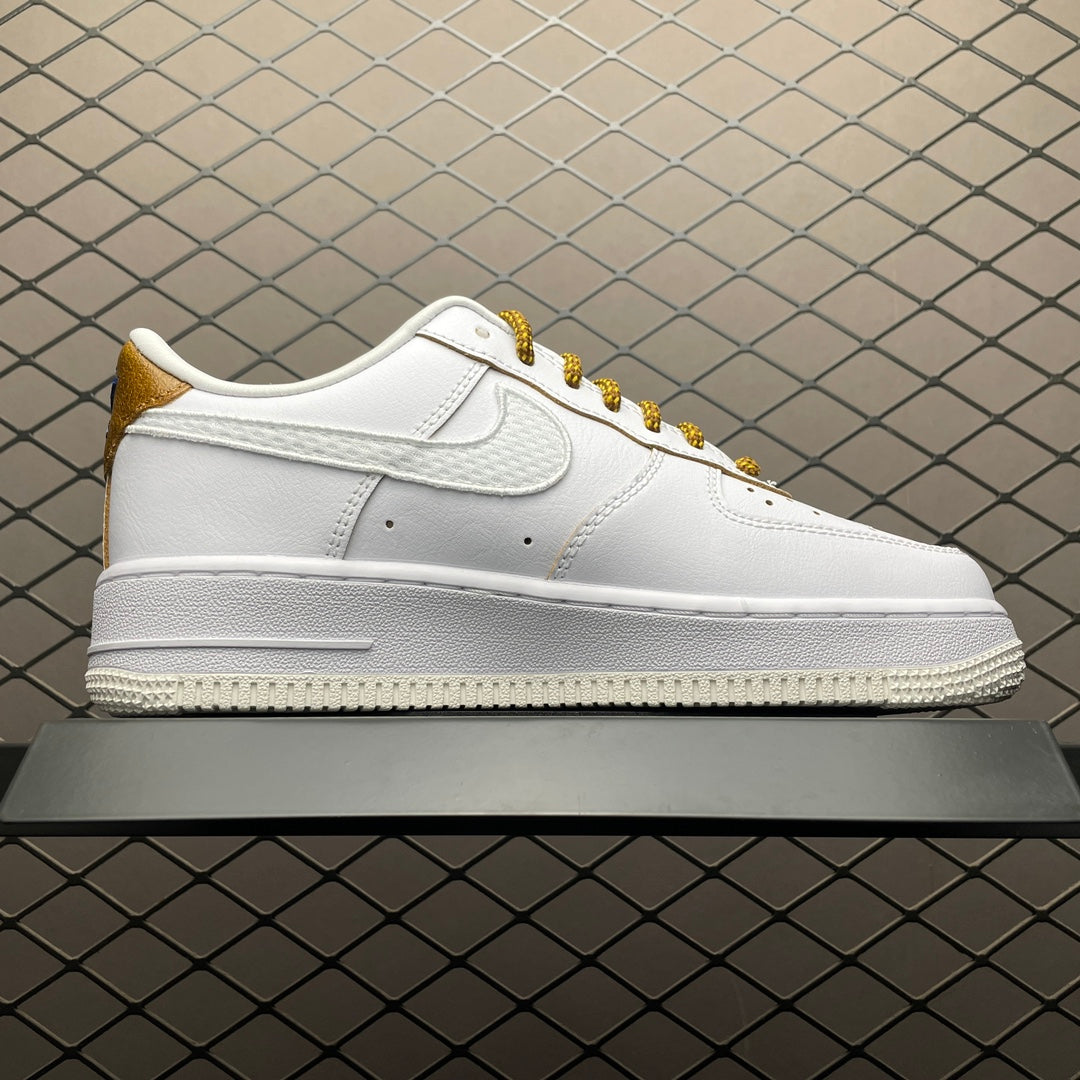Nike WMNS Air Force 1 Low "1972"