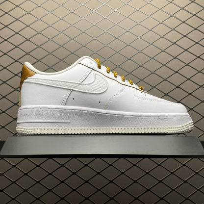 Nike WMNS Air Force 1 Low "1972"