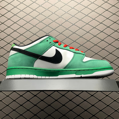 Nike SB Dunk Low "Heineken board shoes