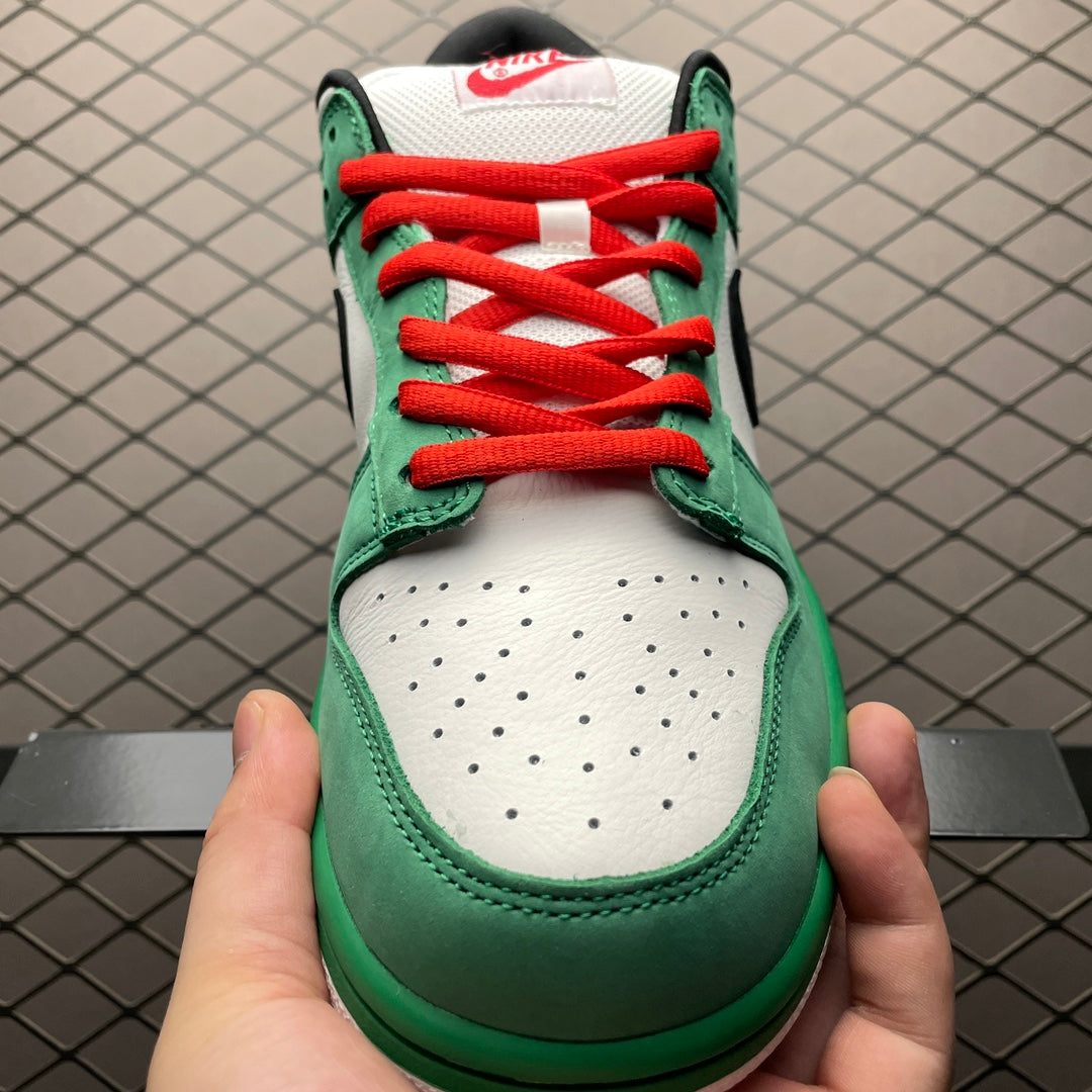 Nike SB Dunk Low "Heineken board shoes
