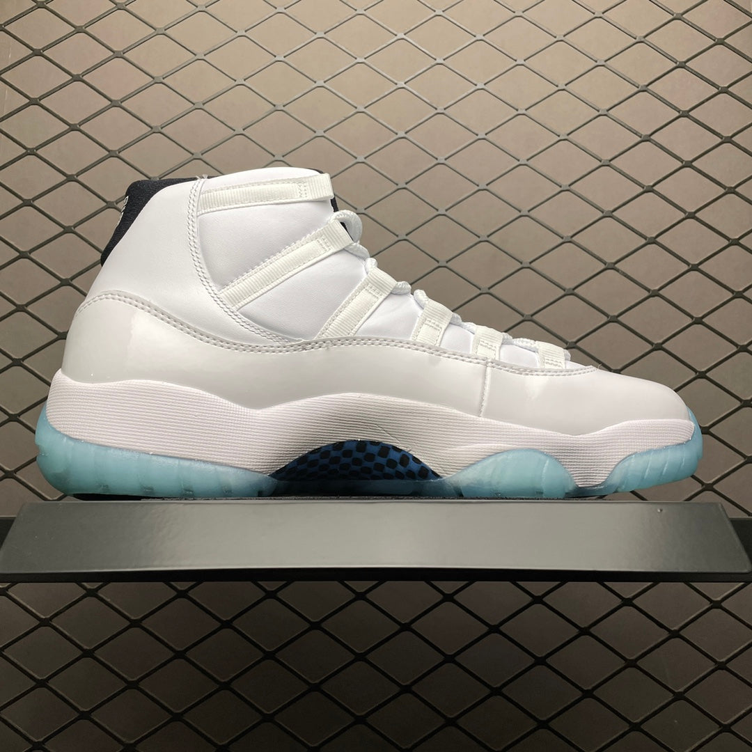 NIKE AIR JORDAN 11 RETRO LEGEND BLUE (2014)