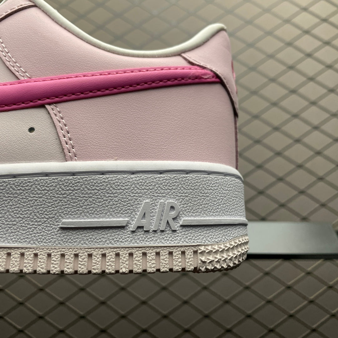 Nike WMNS Air Force 1 Low '07 LX "Paw Print"