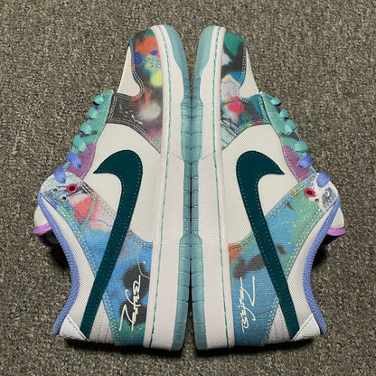 Futura × Nike SB Dunk Low "White and Geode Teal