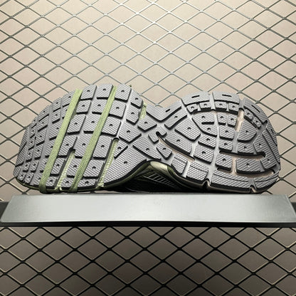 BALENCIAGA 3XL Sneaker "Dark Green/Light Beige"