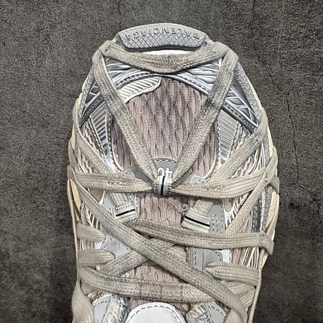 BALENCIAGA 3XL Extreme Lace Sneakers